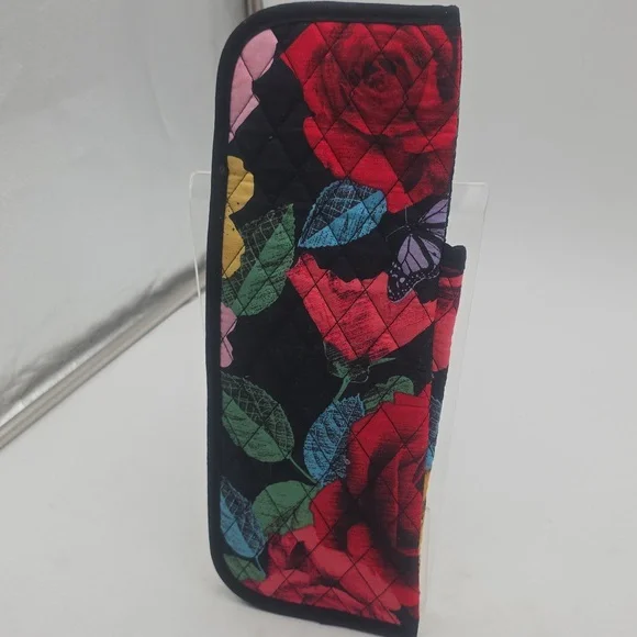 Vera Bradley Curling & Flat Iron Cover - Picture 2 of 3